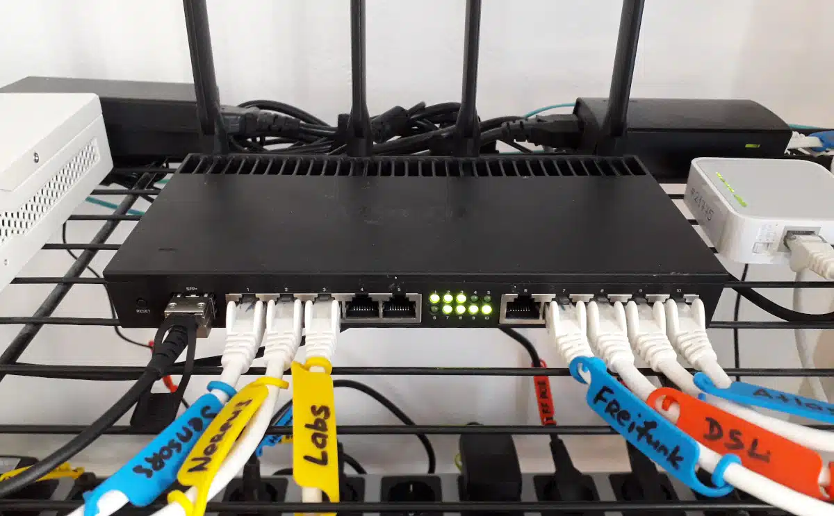 Como baixar Winbox do MikroTik