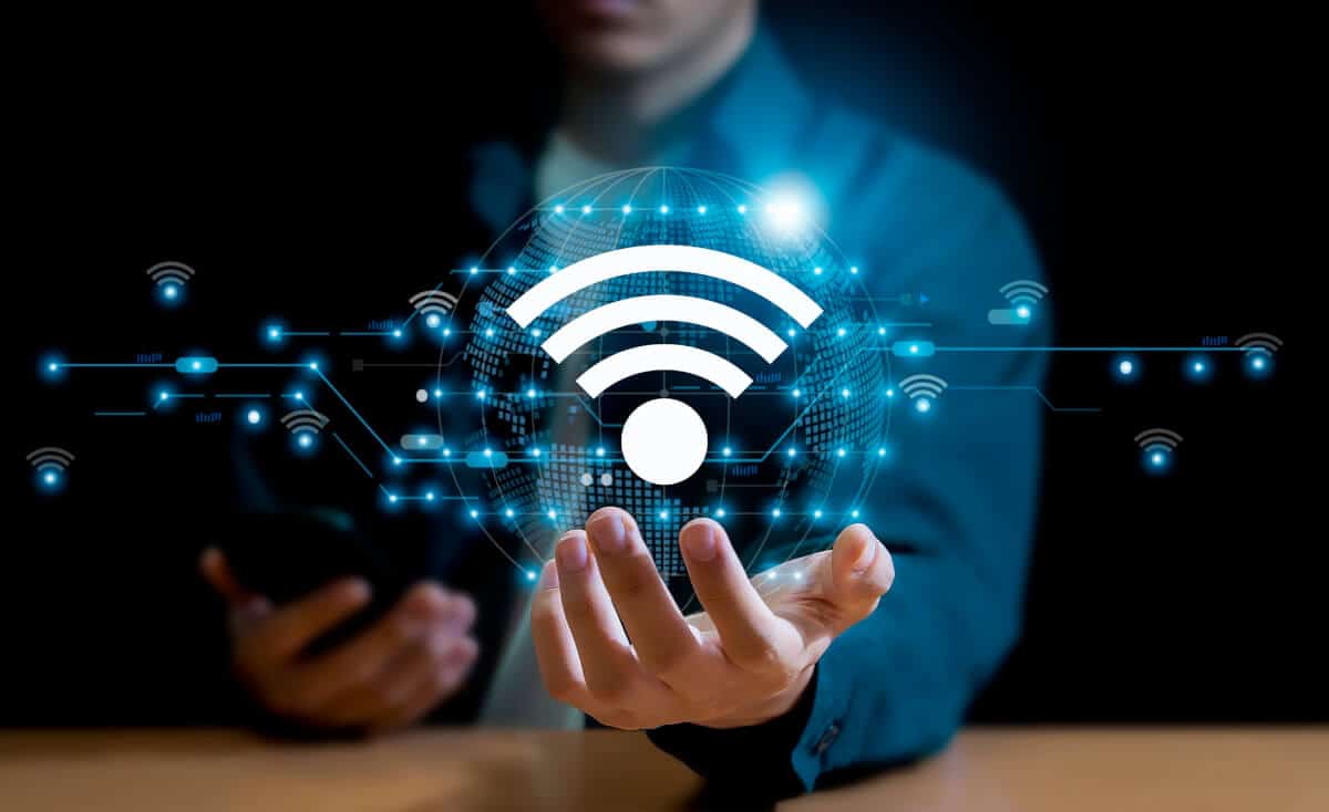 Legislação e Ética no Fornecimento de Hotspots Wi-Fi