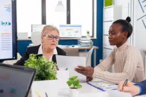 Atendimento ao cliente na área de finanças