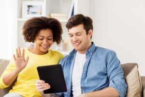estratégias de Wi-Fi para aprimorar a experiência do cliente em serviços