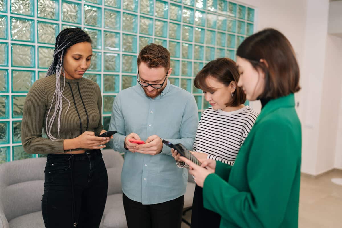 Como gerenciar o atendimento ao cliente pelo WhatsApp de forma eficiente