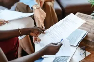 Programas para armazenar dados de clientes: como escolher?